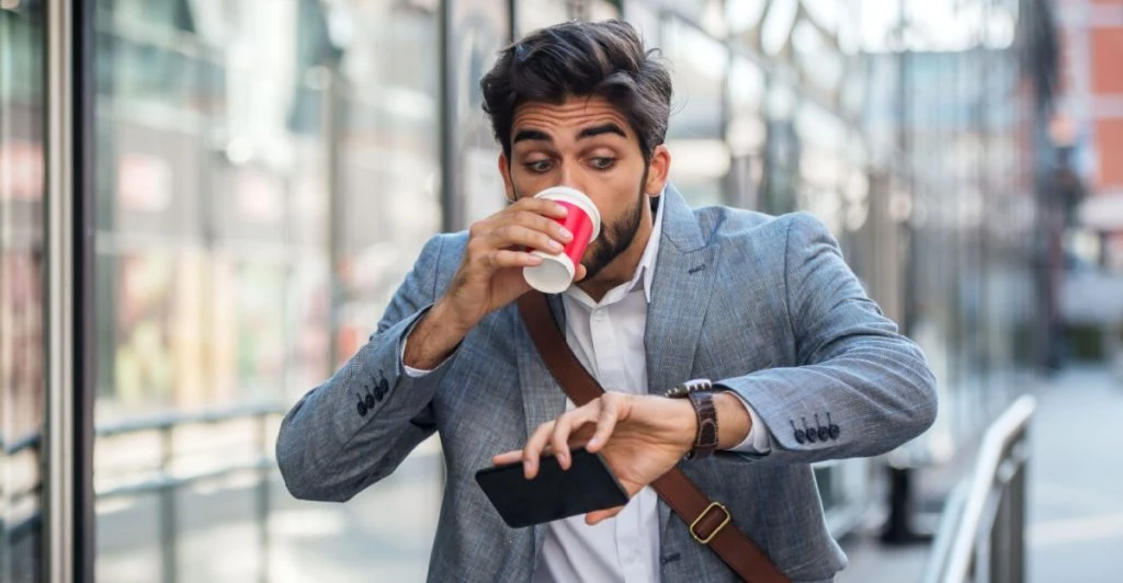 Being late, försenad