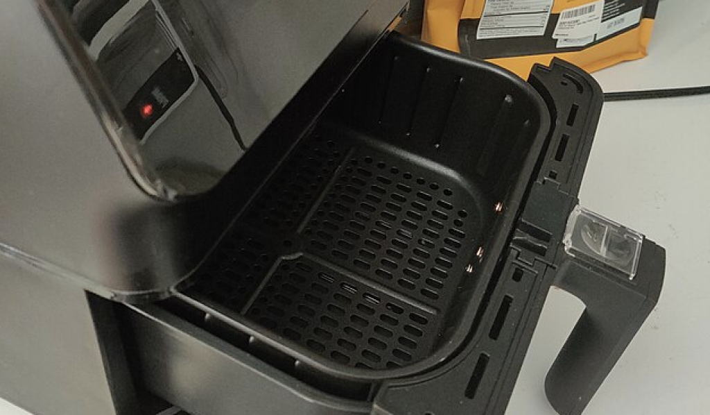 Här är nackdelarna med airfryern som säljare ofta glömmer att nämna