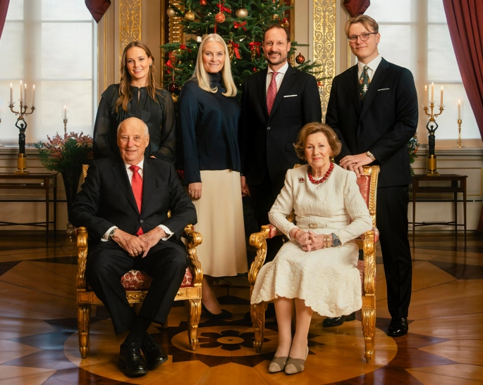 Den norske kongefamilien, norwegian royal family, kong Harald, dronning Sonja, prinsesse Ingrid Alexandra, kronprinsesse Mette-Marit, kronprins Haakon, prins Sverre Magnus, king, queen, crown prince, crown princess, princess, prince of Norway, christmas 2025