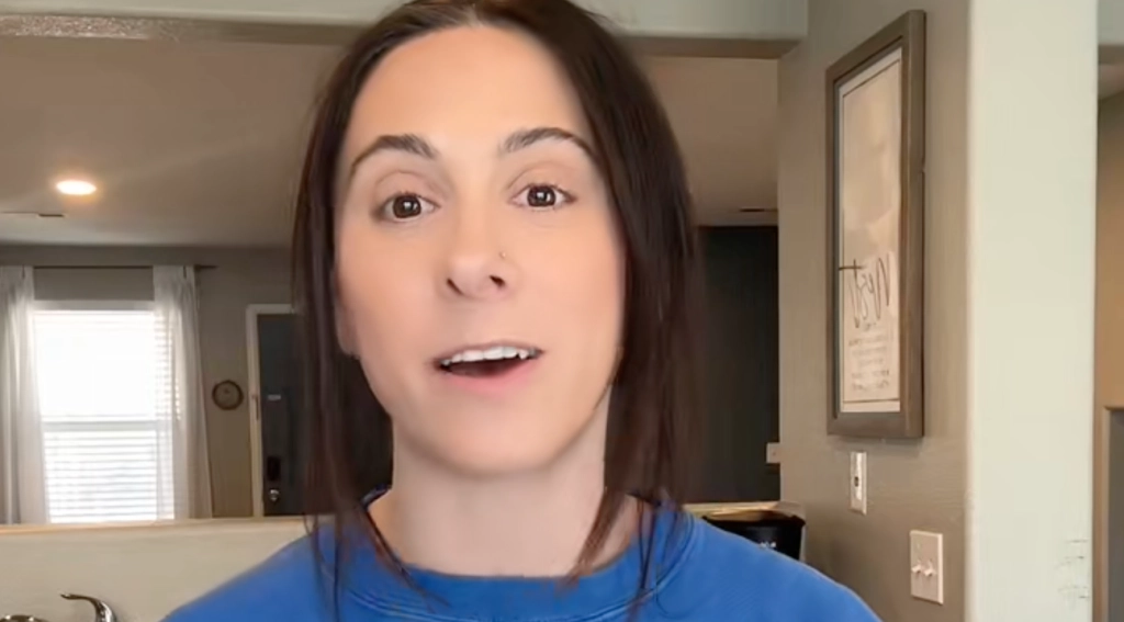 Hannah dog i en minut efter förlossningen – det hon såg kommer hon aldrig glömma