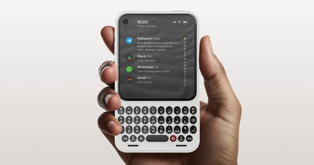 Savner du din BlackBerry? Denne Android-telefon bringer fysisk tastatur tilbage