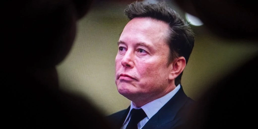 Farvel til autonomi: Tesla trækker stikket på Model S og X