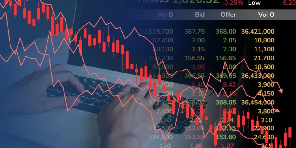 Markederne ryster, mens Trump skruer op for konflikten om Grønland