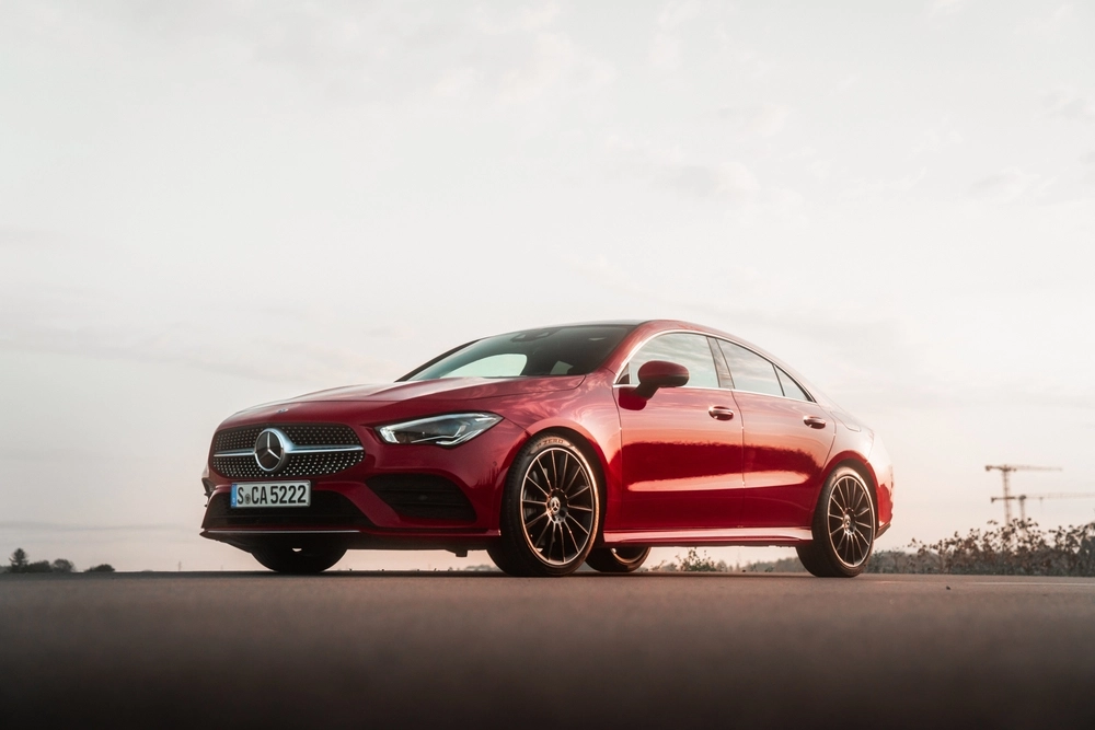 Mercedes CLA Coupé 250, red