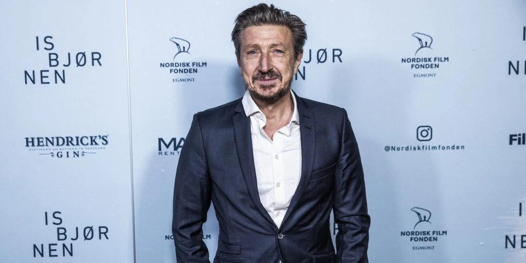 Slagtet af anmelderne: Kopernikus afviser ikke mere ‘Klassefesten’