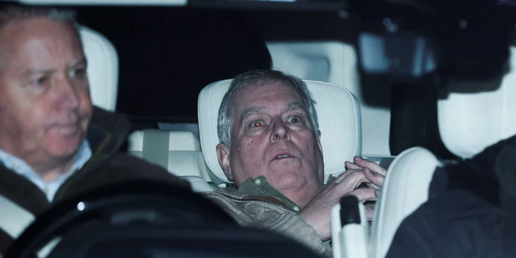 “Jeg er Dronningens søn!”: Nye detaljer om prins Andrews ydmygende farvel