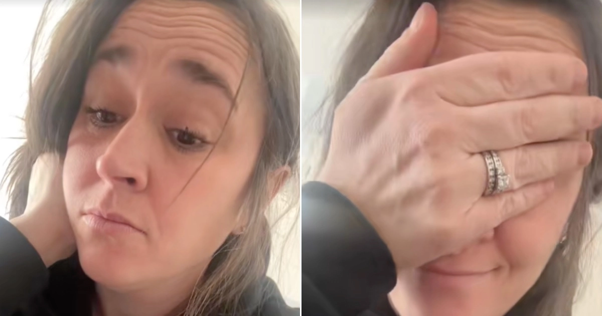 4-årig tegner sin familie: Mor opdager én detalje, der ‘ser anderledes ud’