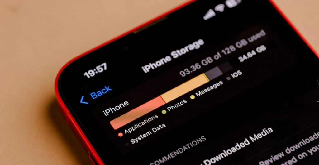Din mobil er langsom af flere grunde: Disse apps bør du slette nu for at få plads og fart tilbage