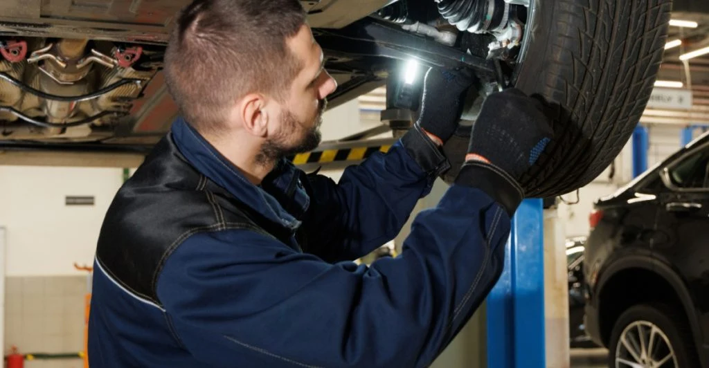 Næsten 90.000 biler kan dumpe til syn fra 1. marts: ny regel rammer ejere af tilbagekaldte modeller