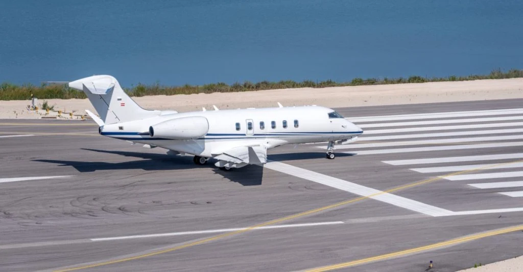 Schweizisk privatfly solgt til Oman dukkede senere op i Rusland og vækker spørgsmål