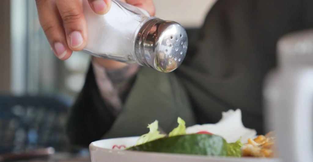 Forskare varnar: Så kan extra salt påverka din psykiska hälsa