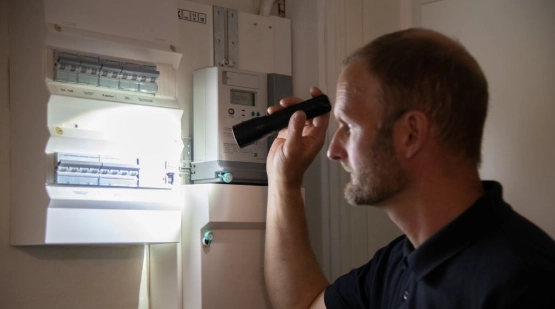 Går du direkte til eltavlen ved strømsvigt? Fejlen kan ligge et helt andet sted end du tror