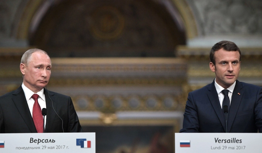Emmanuel Macron, Vladimir Putin