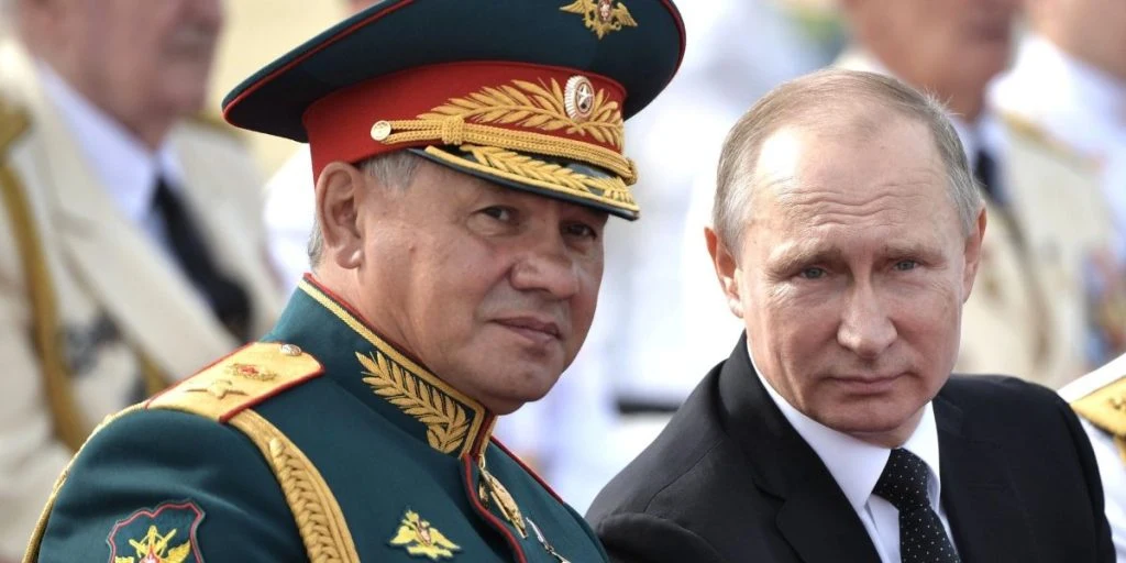 Vladimir_Putin_and_Sergey_Shoigu