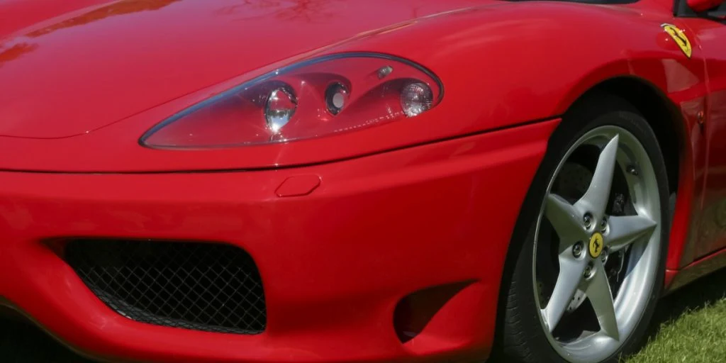 Tesla klar til at løfte sløret for ny Roadster