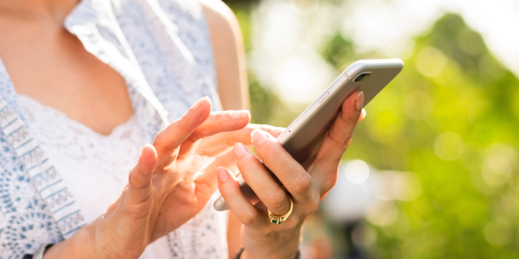 Mobiltelefon, telefon