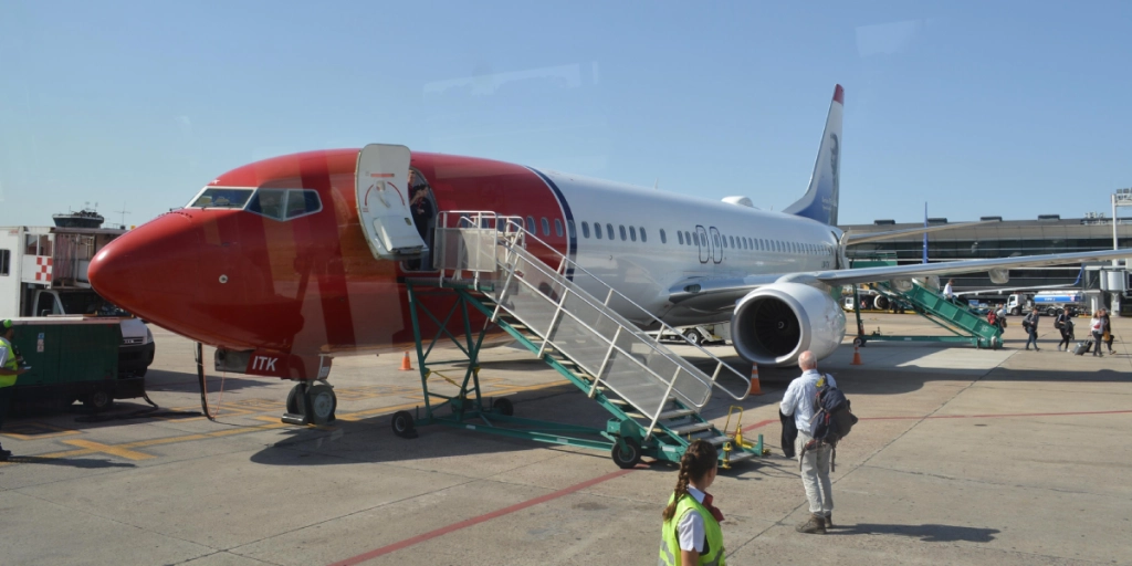 Norwegian, Flygplan, Flygplats