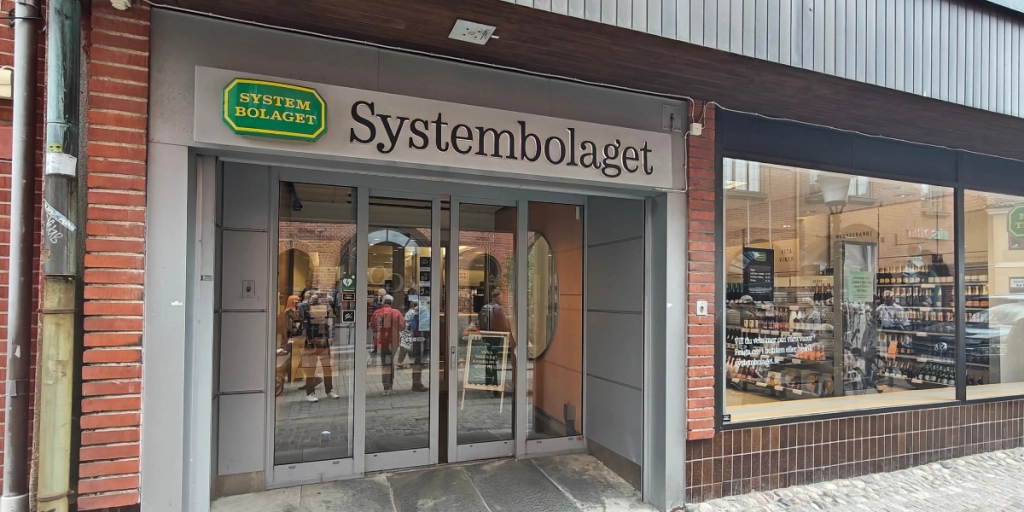 Ny lagändring på gång: Snart kan det bli annorlunda att handla på Systembolaget