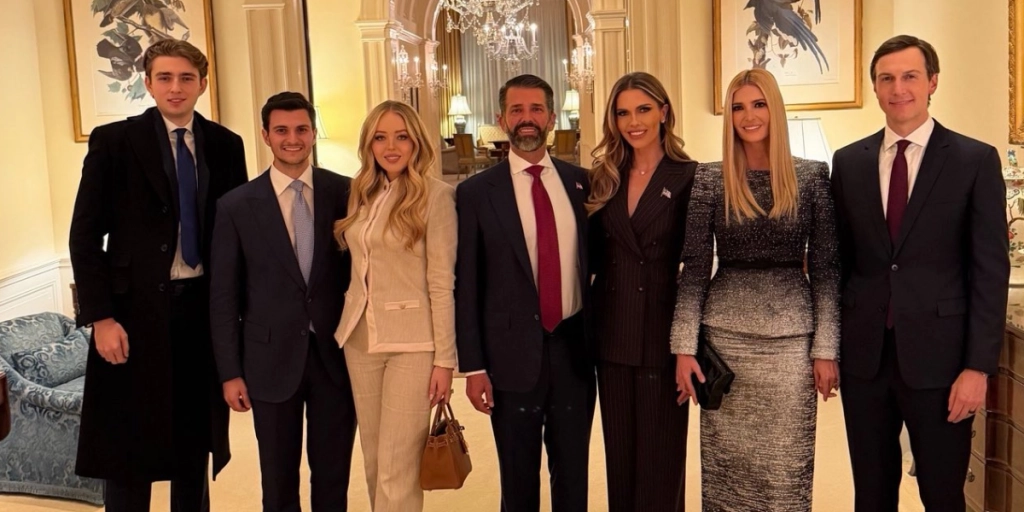 Trump-familiebillede går viralt: Alle taler om denne detalje