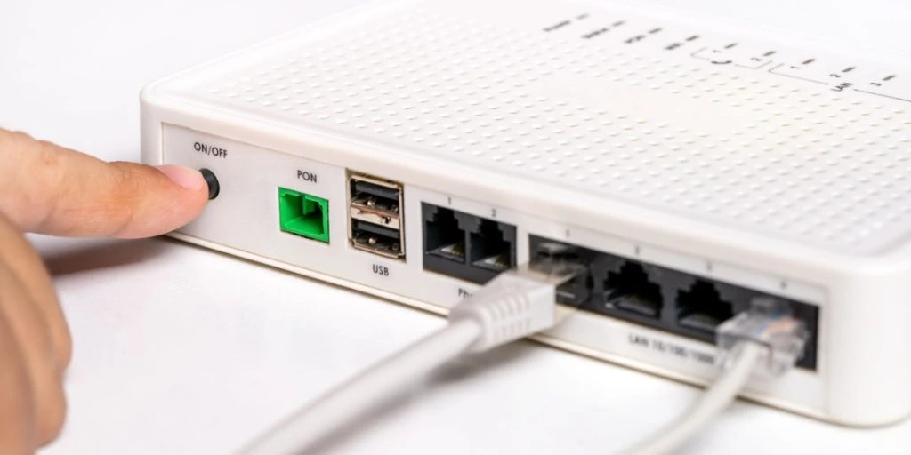 Mange kender ikke denne routerknap – men den kan redde dit internet