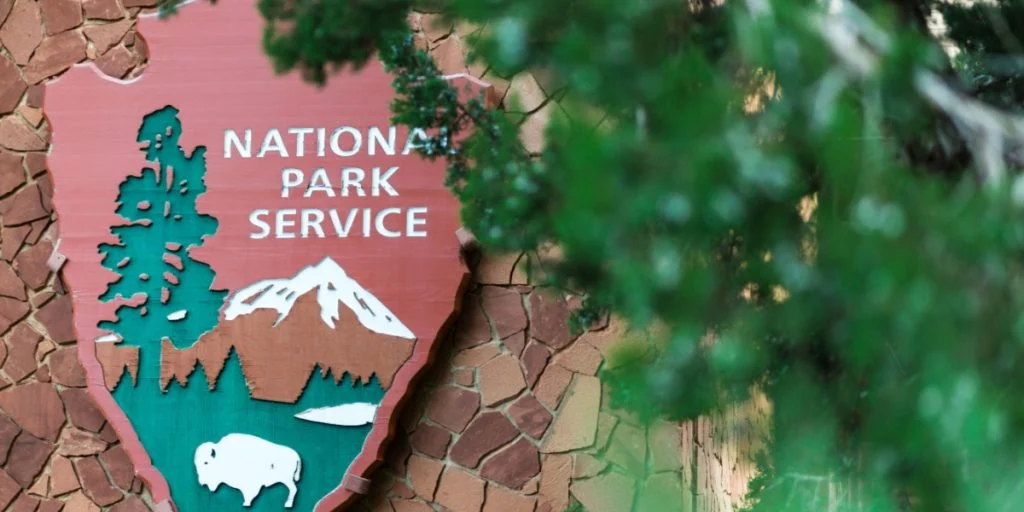 Datenleck löst Debatte darüber aus, wie US-Nationalparks Rassen- und Klimageschichte darstellen