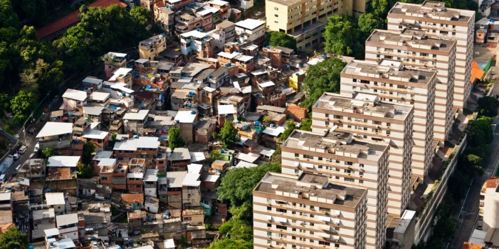 Urban Contrasts inequality