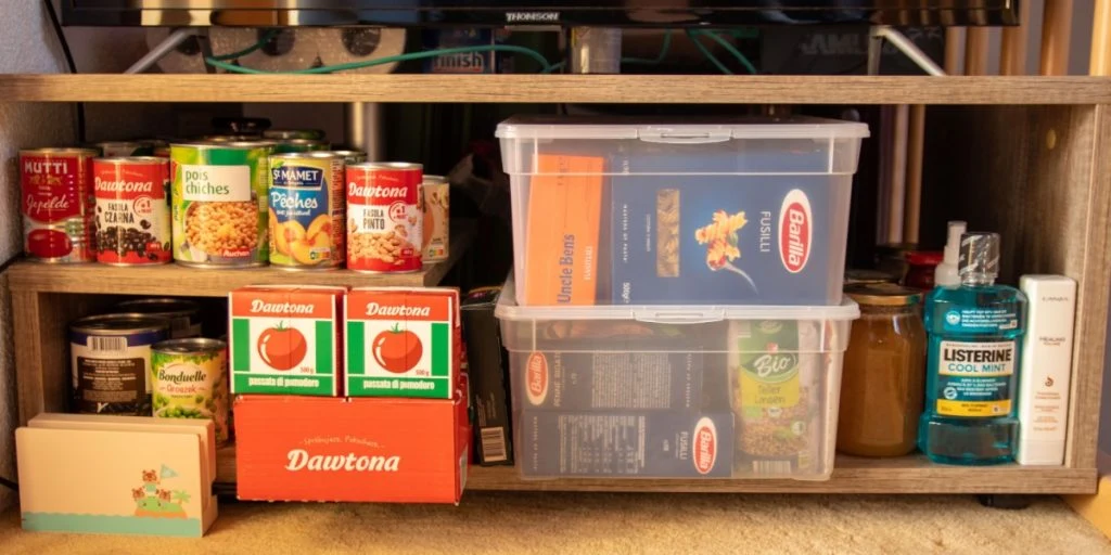 Haushalte werden angesichts globaler Spannungen aufgefordert, ihre Notvorräte an Lebensmitteln zu überprüfen