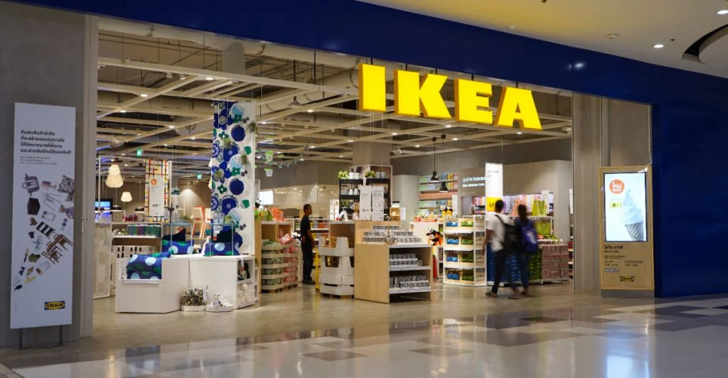 Möbeljättarna i direkt kamp – Ikea utmanar Jysk med nytt koncept