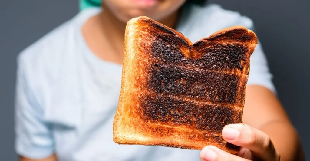 Kan bränd mat orsaka cancer? Forskare avslöjar vad vetenskapen faktiskt visar