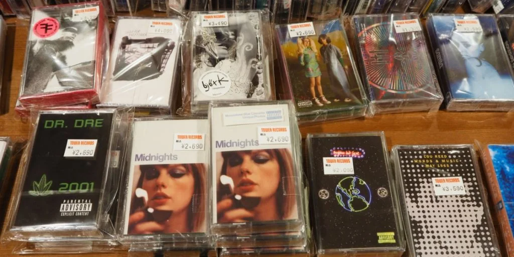 Cassette Tapes Taylor Swift Dr. Dre Lou Reed Björk Music Physical media