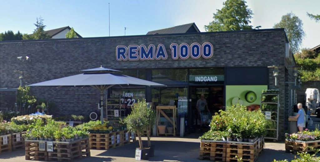 Rema 1000-butik fejrer købmandens fødselsdag: Her giver de det væk gratis