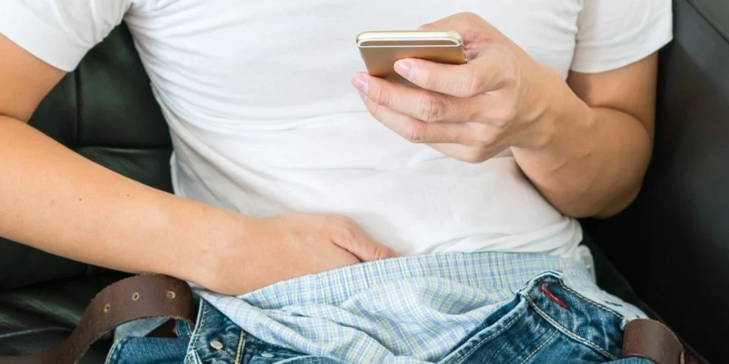 Flere og flere bliver afhængige af ‘voksenfilm’: Her er tegnene