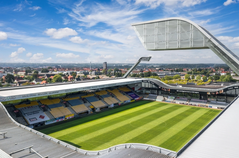 AC Horsens bløder på bundlinjen: Flere millioner i underskud