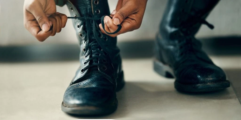 “Gifts” packed with TNT sent to Putin’s army as hidden bombs found in soldiers’ boots