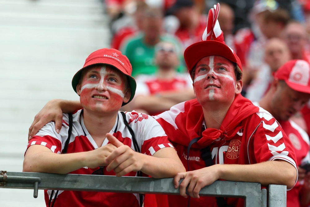 Udenlands klub var mere tiltrækkende: Dansk landstræner stopper