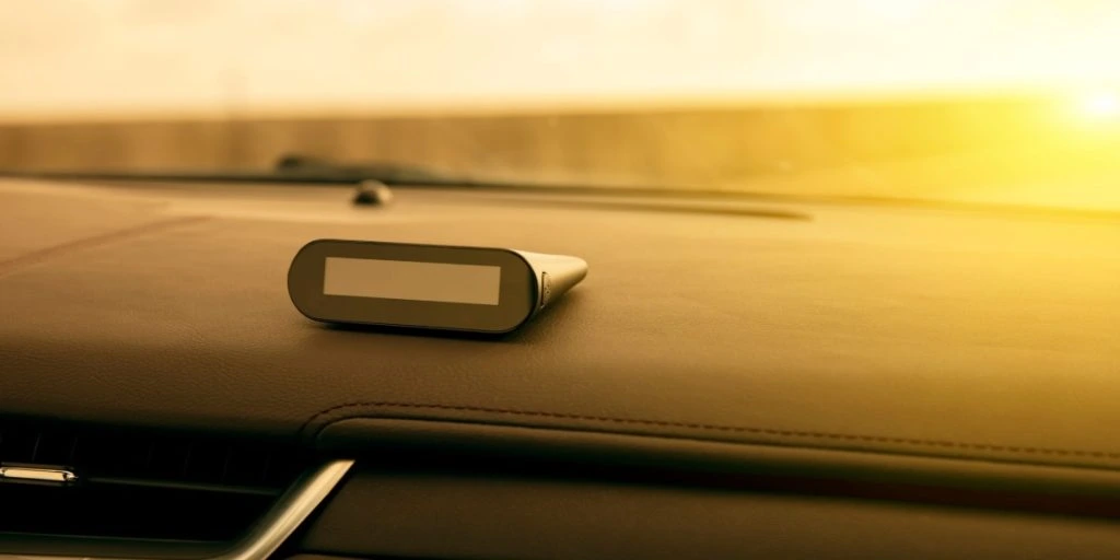 Wissen Sie, was der kleine Kreis auf Ihrem Armaturenbrett eigentlich macht?