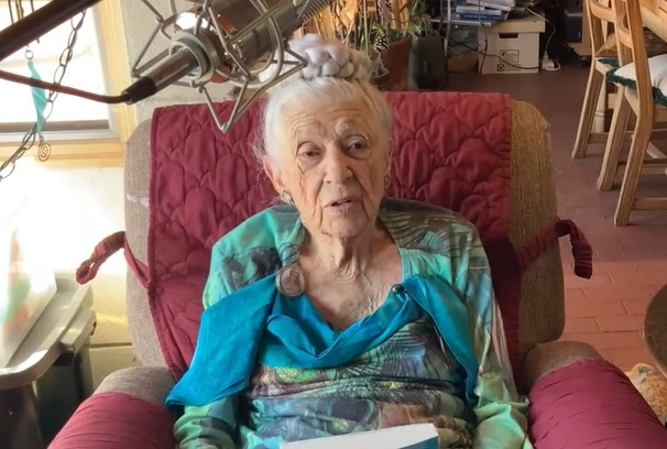 Læge på over 102 år har et simpelt råd til at sikre sig mental ungdom og lykke