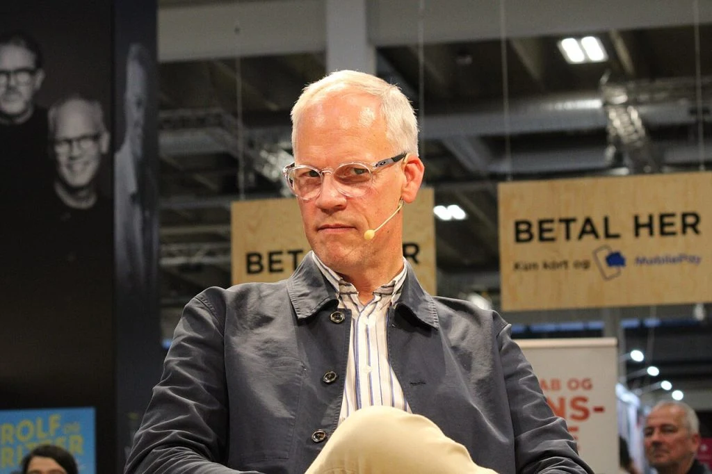 Sagde han virkelig det: Dennis Ritter med overraskende ord ny medvært