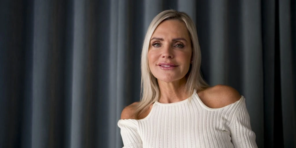 Efter opsigtsvækkende brud: Nu gør Janni Ree det igen