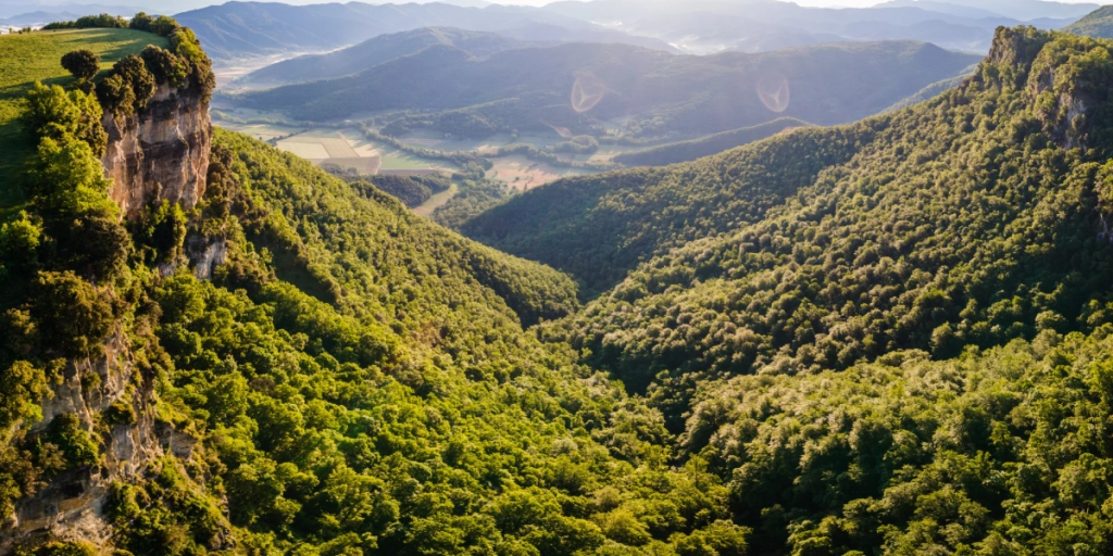 Bara en kort tur från Barcelona: Denna dolda pärla ser ut som hämtad ur en saga