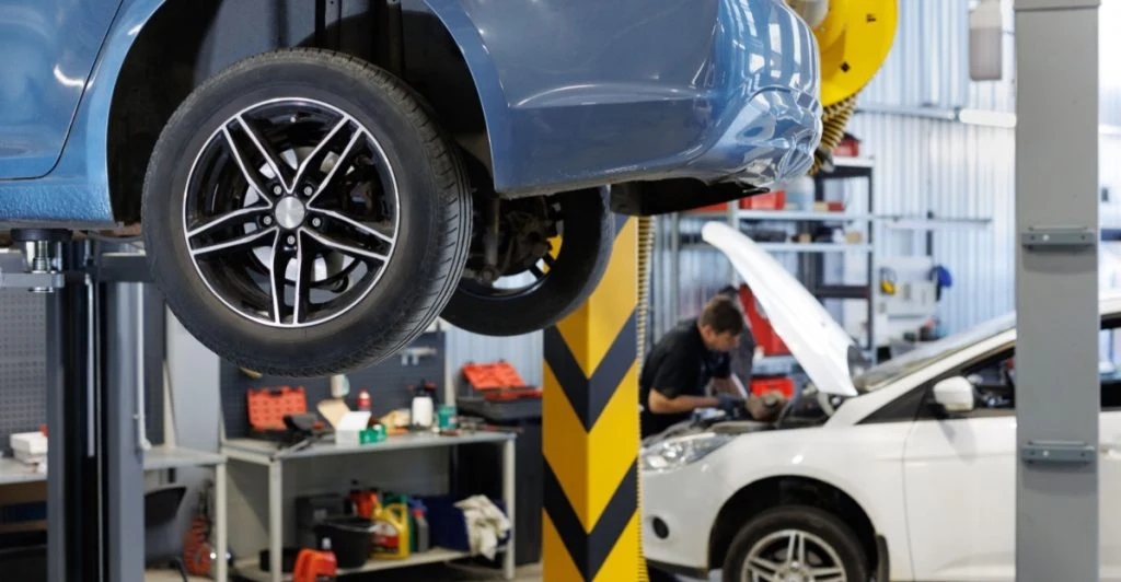 Det skjulte gear automat biler har forvirret bilister i årevis: Men forklaringen afslører en genial detalje