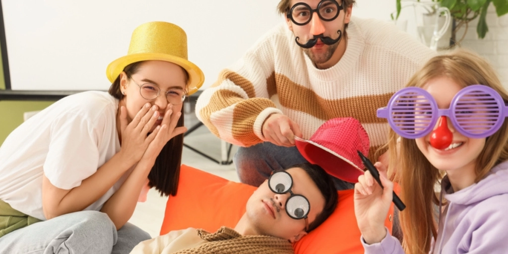 Hur aprilskämtens dag uppstod – och varför vi fortfarande är osäkra