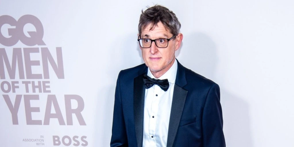 ‘Inside the Manosphere’ sorgt für Debatten, da Theroux frühere Begegnungen erneut beleuchtet