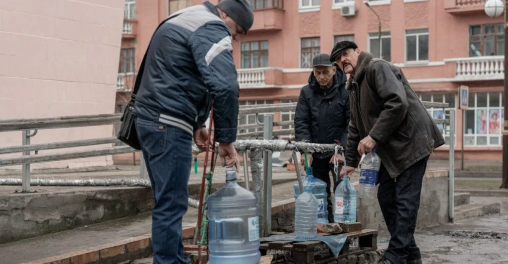 Collecting water Ukraine