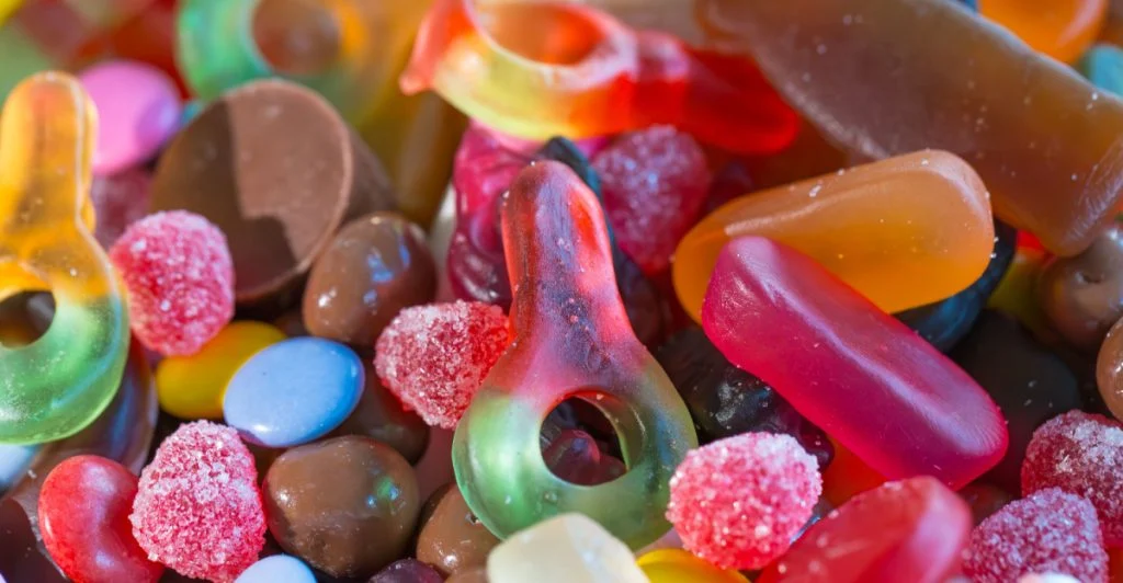 Dolda snusket i lösgodiset – ny granskning väcker frågor