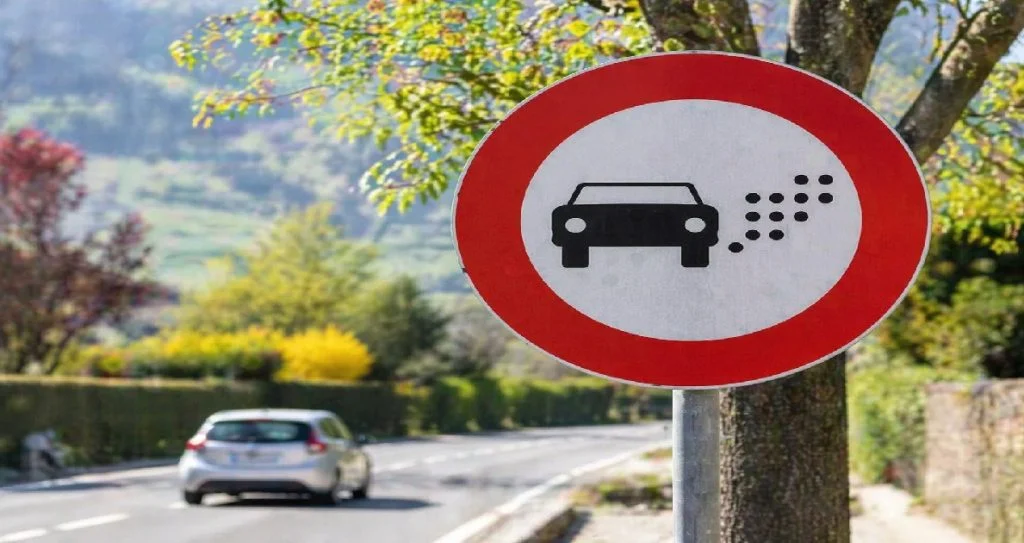 Ignorerer du dette skilt? Så kan en dyr regning ramme din postkasse 