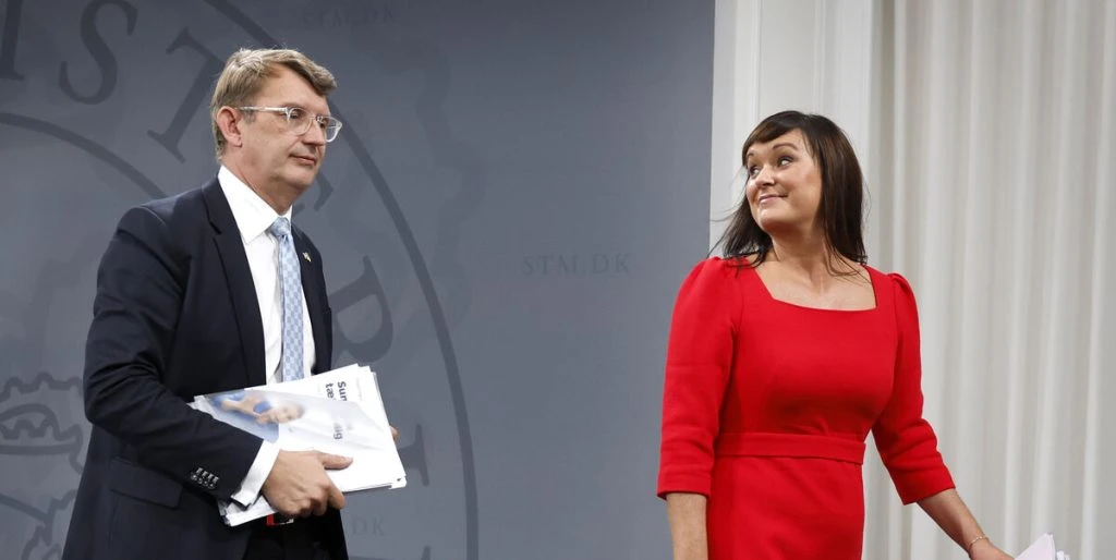 Midt i forhandlinger: Venstre smider bombe