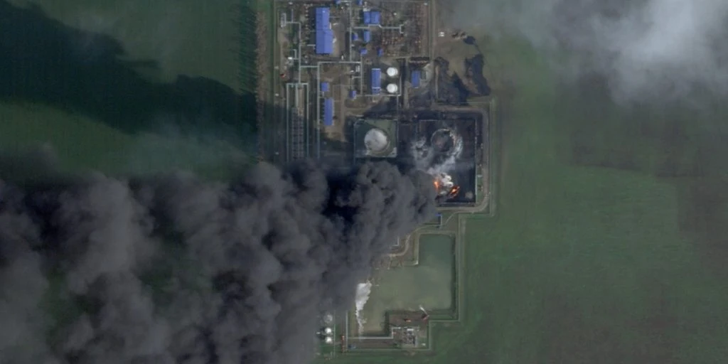 Drohnen treffen große russische Chemieanlage nach Langstreckenangriff