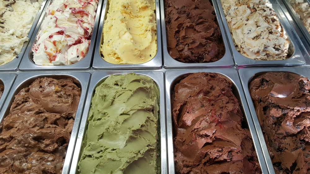 Glassbarer lurar ofta kunder: Med det här knepet ser du om glassen verkligen är hemmagjord