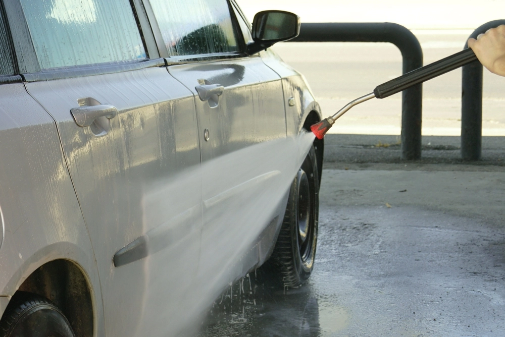 Bilejere opfordres til at droppe bilvasken til torsdag